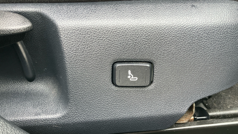 Toyota Corolla 1.8 VVT-i Hybrid Icon Tech 5dr CVT Hybrid Estate
